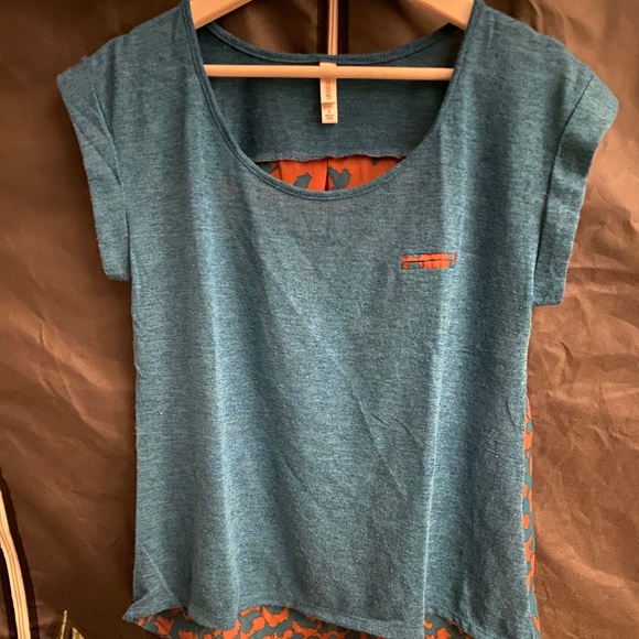 Xhilaration Blue S/S T-shirt with Organza Orange Blue Graphic Back Size Small - Picture 2 of 11